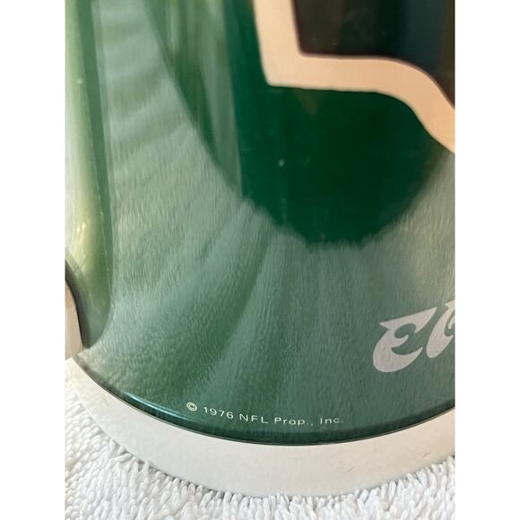 Vintage 1976 Thermo-Serv Philadelphia Eagles tall plastic mug - Picture 4 of 6